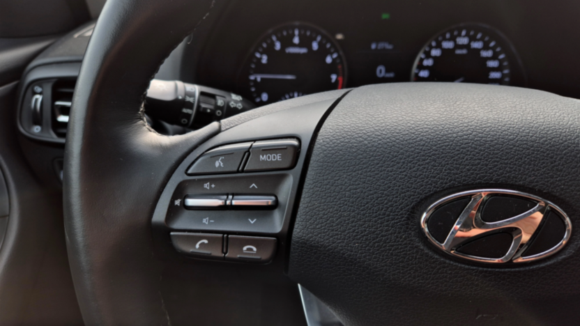 HYUNDAI i30 i30 1.0 T-GDI Smart