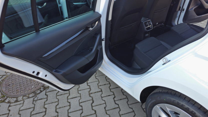 SKODA Octavia Octavia 1.5 TSI mHEV Selection DSG Nowy