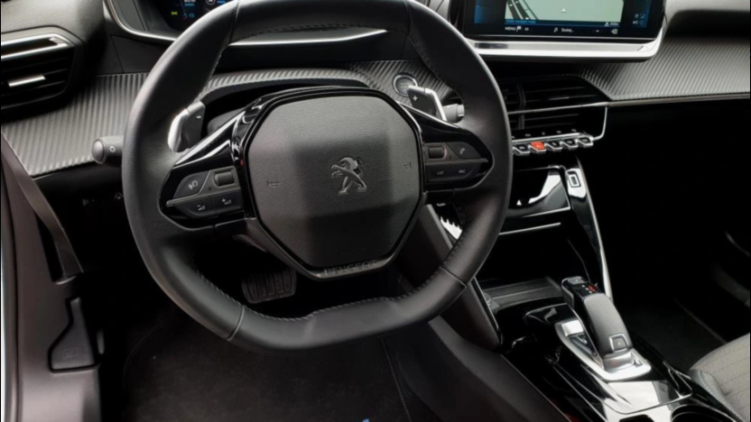 PEUGEOT 2008 2008 1.2 PureTech Allure S&S EAT8