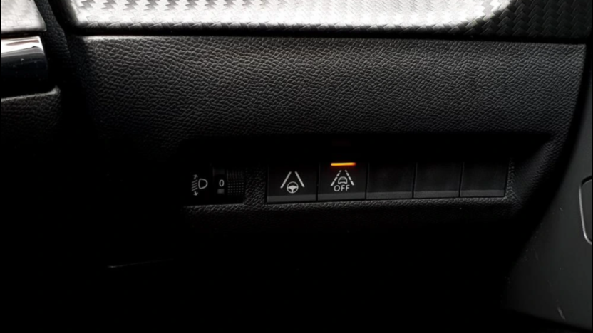 PEUGEOT 2008 2008 1.2 PureTech Allure S&S EAT8