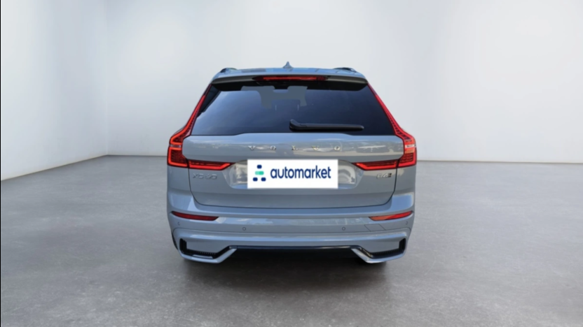 VOLVO XC60 XC60 B4 D AWD Plus Dark aut