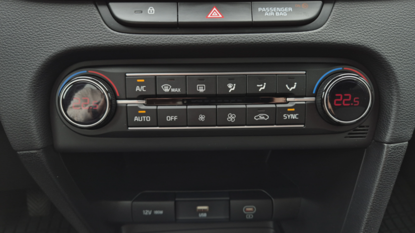 KIA Cee'd Ceed 1.5 T-GDI M
