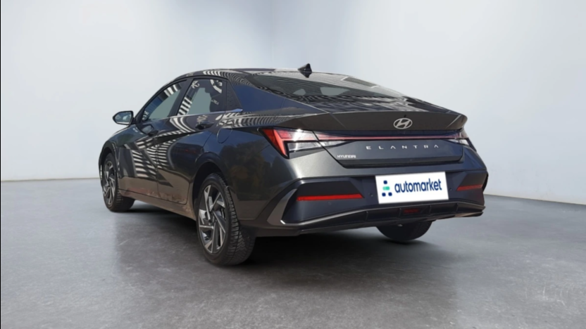 HYUNDAI Elantra Elantra 1.6 Smart CVT