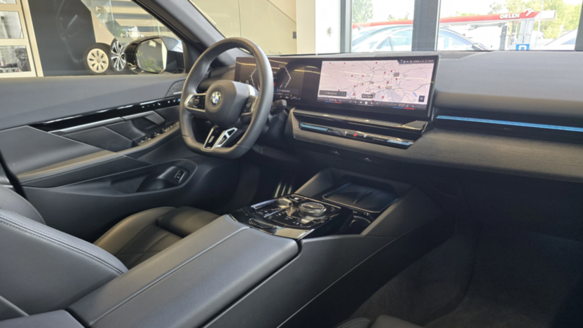 BMW Seria 5 520d xDrive mHEV M Sport aut