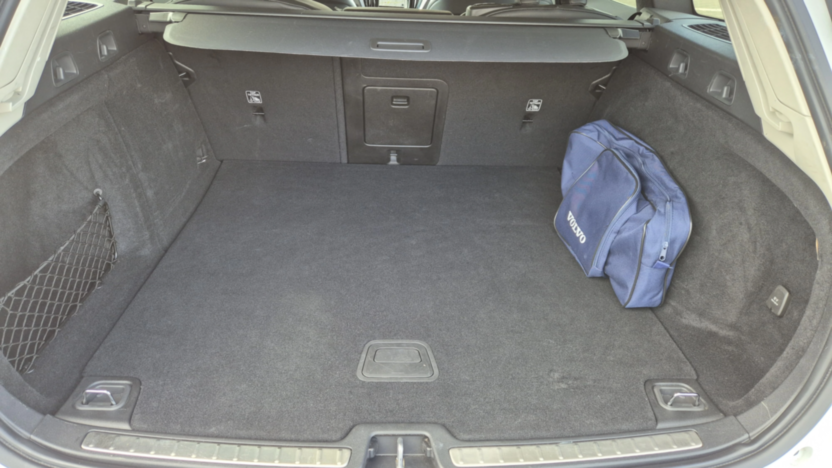 VOLVO V60 V60 D3 Momentum Pro aut