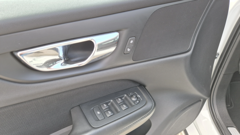 VOLVO V60 V60 D3 Momentum Pro aut