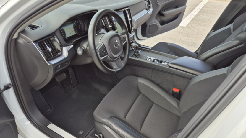 VOLVO V60 V60 D3 Momentum Pro aut