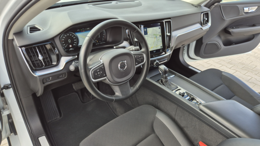 VOLVO V60 V60 D3 Momentum Pro aut