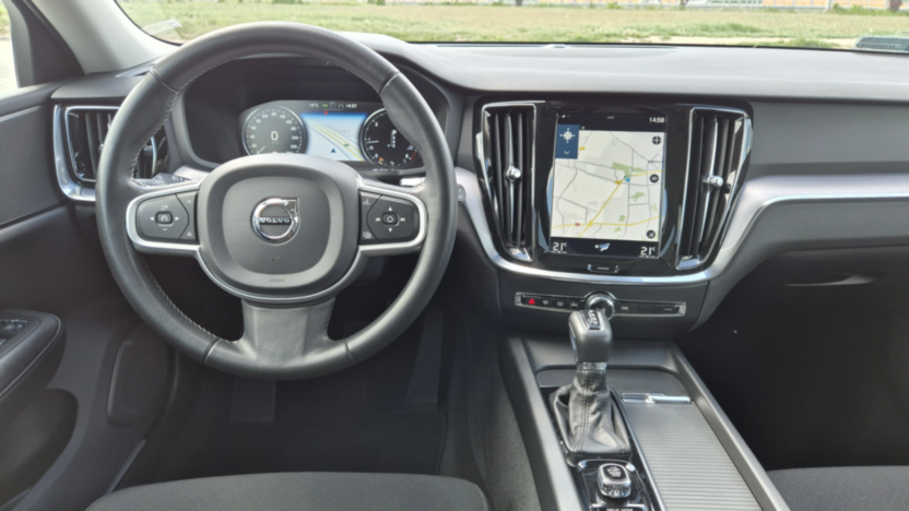 VOLVO V60 V60 D3 Momentum Pro aut