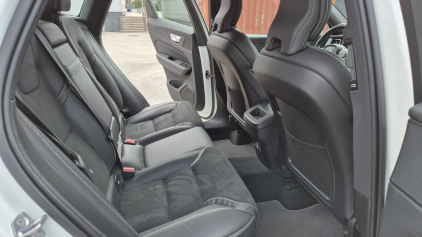VOLVO XC60 XC60 T4 R-Design aut