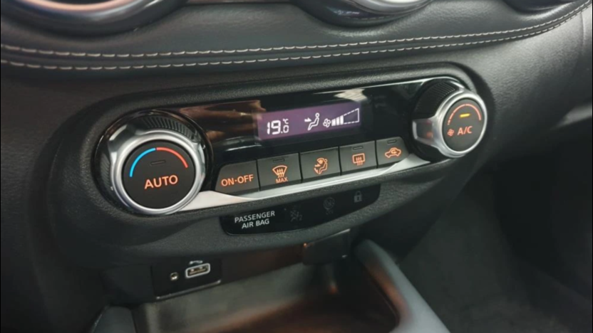 NISSAN Juke Juke 1.0 DIG-T N-Connecta