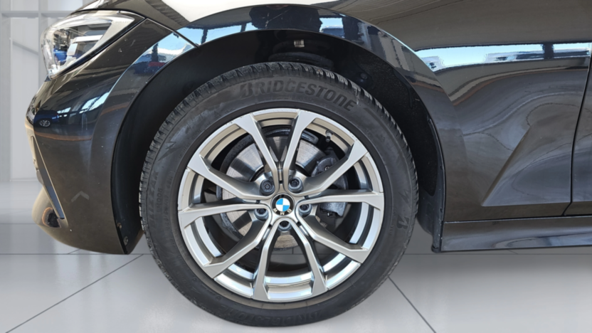 BMW Seria 3 320d xDrive Sport Line aut