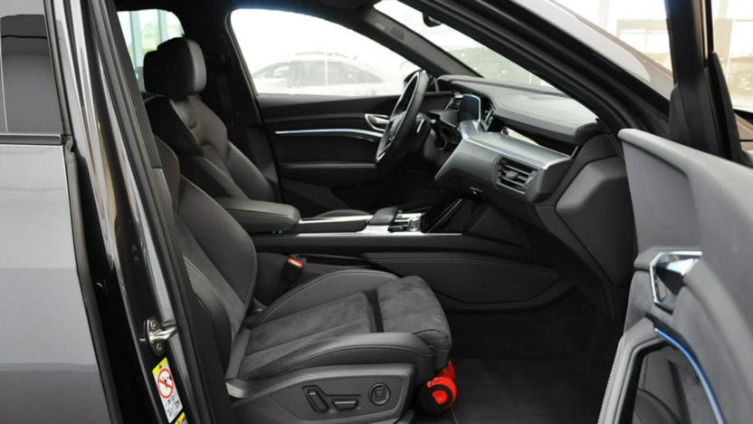 AUDI e-tron e-tron 55 Quattro S Line