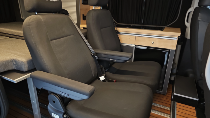 RENAULT Trafic Trafic 2.0 dCi L2H1 HD Extra EDC