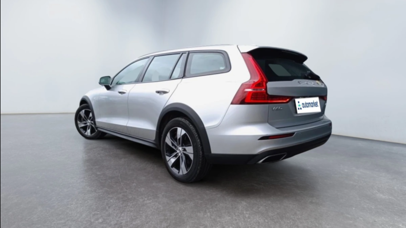 VOLVO V60 V60 CC B4 D AWD aut
