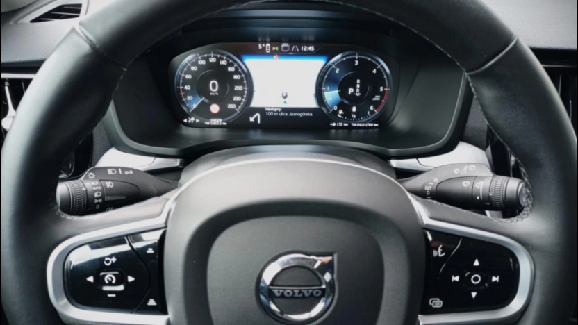 VOLVO V60 V60 CC B4 D AWD aut