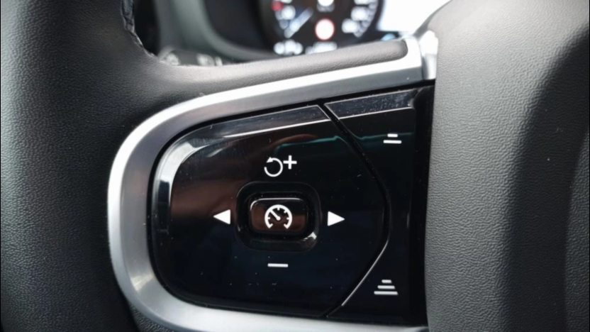 VOLVO V60 V60 CC B4 D AWD aut