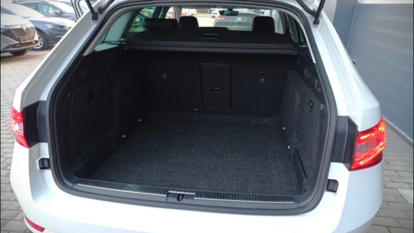 SKODA Superb Superb 2.0 TDI SCR Style DSG