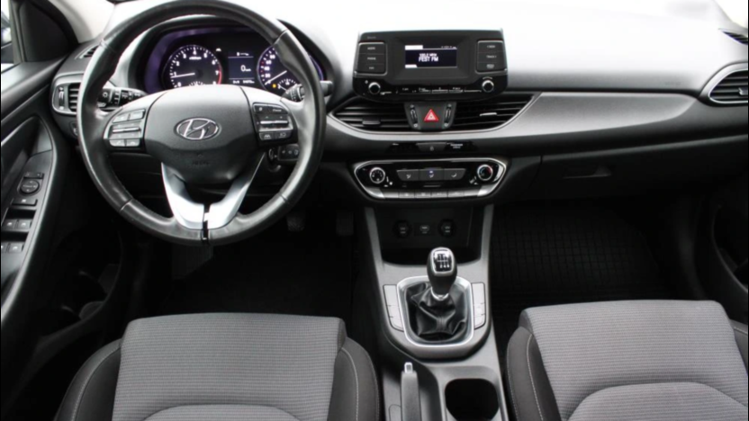 HYUNDAI i30 i30 1.5 DPI Classic +