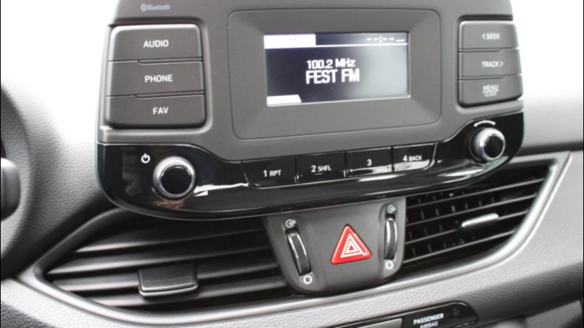 HYUNDAI i30 i30 1.5 DPI Classic +