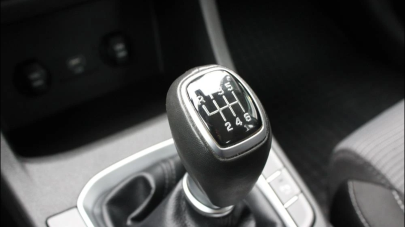 HYUNDAI i30 i30 1.5 DPI Classic +
