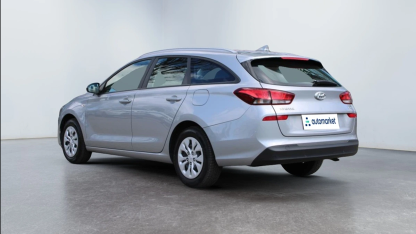 HYUNDAI i30 i30 1.5 DPI Classic +