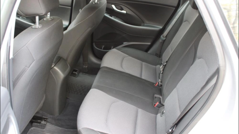 HYUNDAI i30 i30 1.5 DPI Classic +
