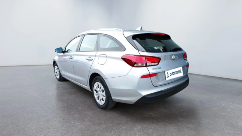 HYUNDAI i30 i30 1.5 DPI Classic +