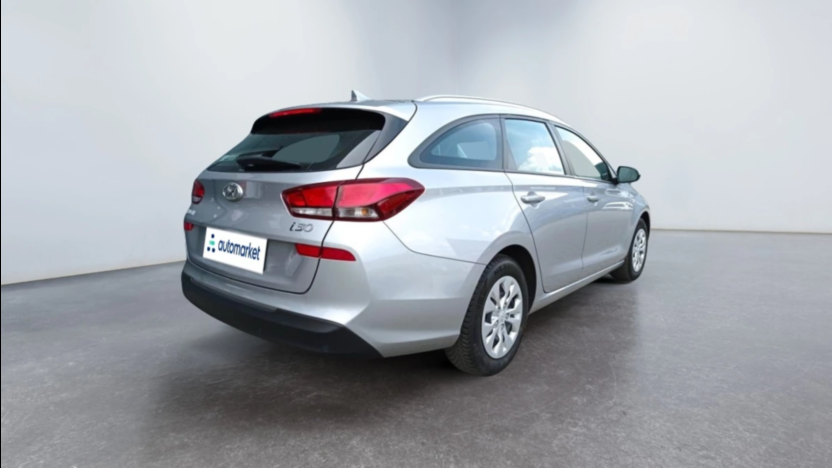 HYUNDAI i30 i30 1.5 DPI Classic +
