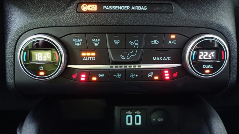 FORD Kuga Kuga 1.5 EcoBoost FWD Titanium