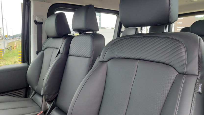 HYUNDAI Staria Staria 1.6 T-GDI HEV Smart VIP aut Nowy