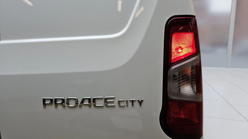 TOYOTA Proace City Proace City 1.5 D-4D Standard 2,3t Active