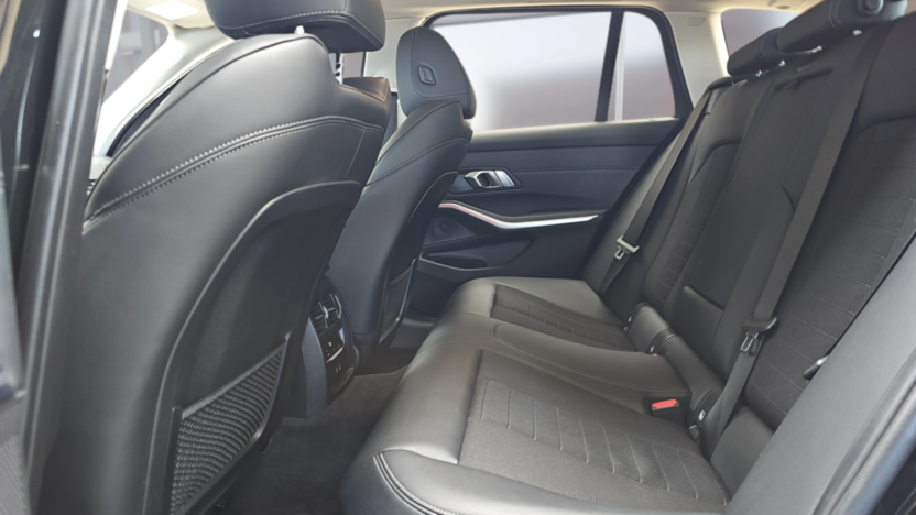 BMW Seria 3 320d xDrive Sport Line aut