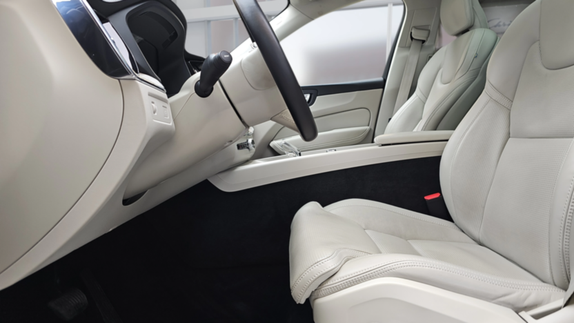 VOLVO XC60 XC60 B5 B AWD Inscription aut