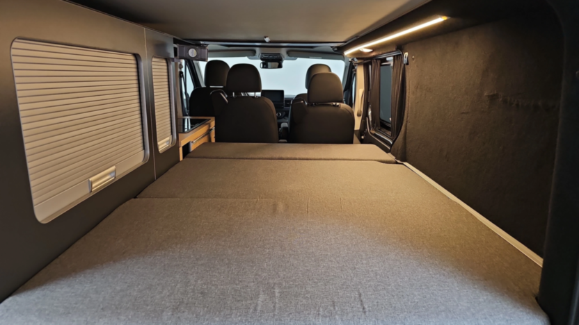 RENAULT Trafic Trafic 2.0 dCi L2H1 HD Extra EDC