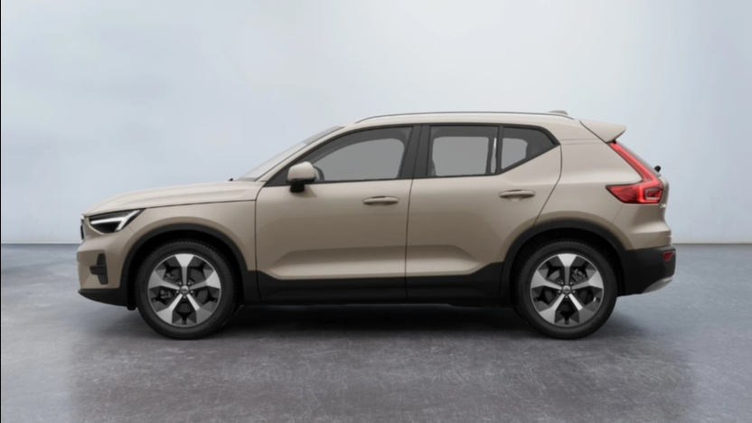 VOLVO XC40 XC40 B3 Core aut Nowy