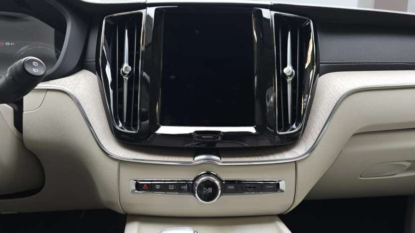 VOLVO XC60 XC60 B4 D AWD Inscription aut