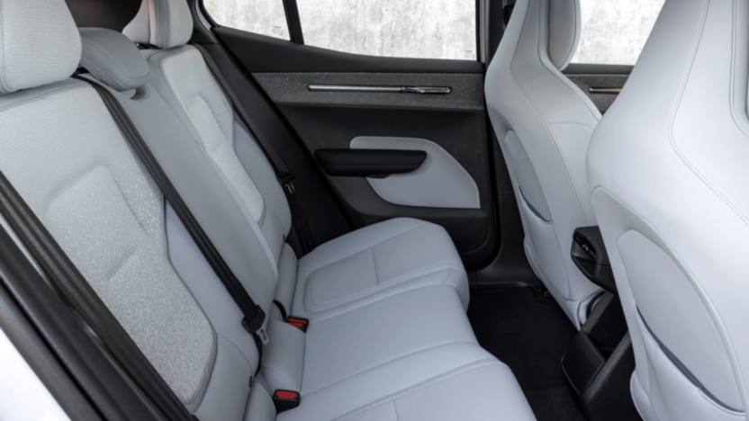 VOLVO EX30 EX30 69kWh Twin Motor Plus Nowy