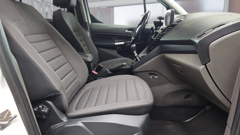 FORD Tourneo Connect Gr. Tourneo Connect 1.5 EcoBlue Titanium