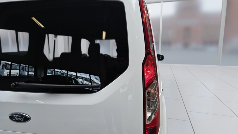 FORD Tourneo Connect Gr. Tourneo Connect 1.5 EcoBlue Titanium