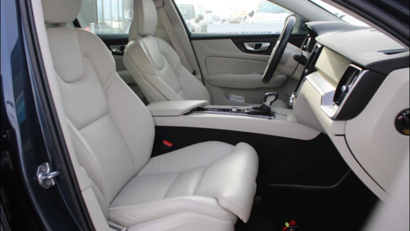 VOLVO V60 V60 D3 Momentum Pro aut