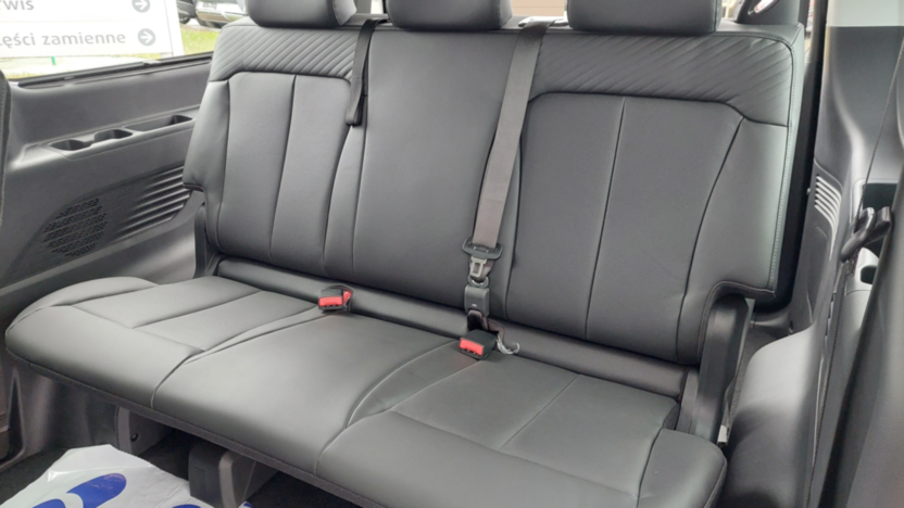 HYUNDAI Staria Staria 1.6 T-GDI HEV Smart VIP aut Nowy