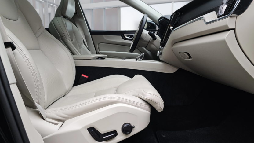 VOLVO XC60 XC60 B5 B AWD Inscription aut
