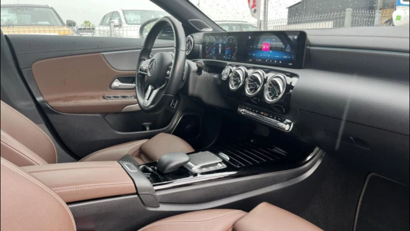 MERCEDES-BENZ CLA CLA 200 d Edition 1 8G-DCT