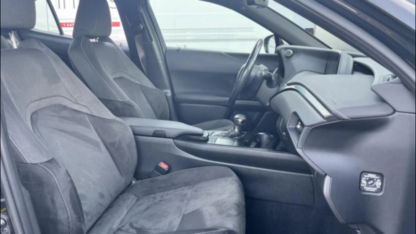 LEXUS UX UX 250h GPF Business Edition 2WD
