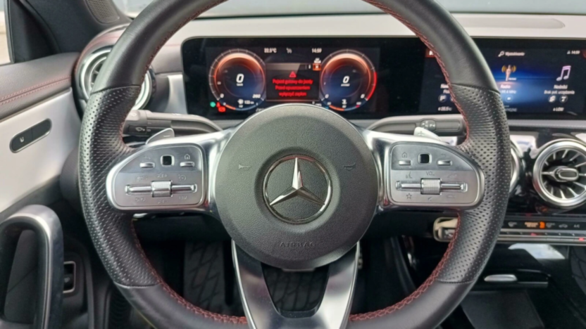 MERCEDES-BENZ CLA CLA 200 AMG Line 7G-DCT