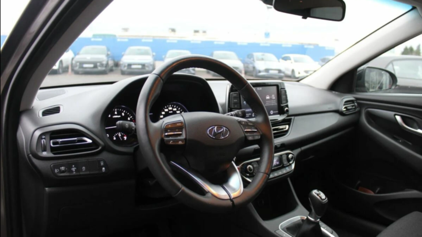 HYUNDAI i30 i30 1.0 T-GDI Smart