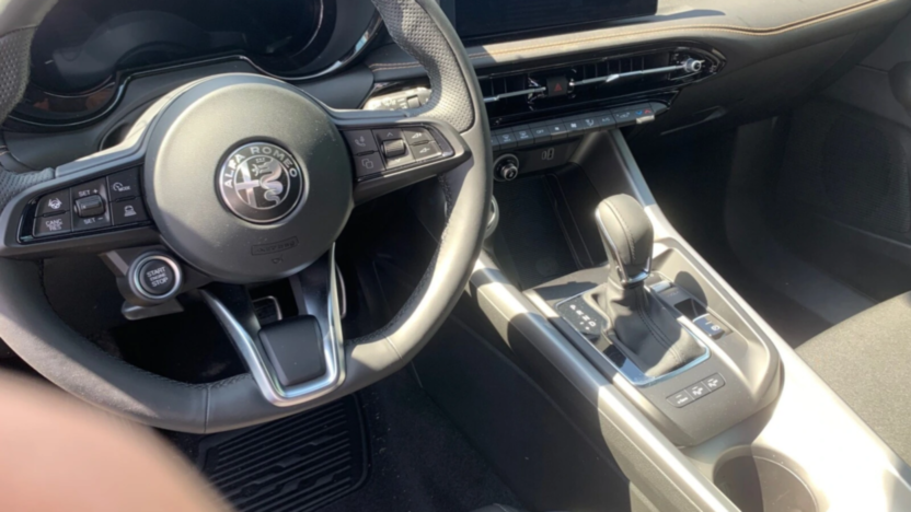 ALFA ROMEO Tonale Tonale 1.3 PHEV Q4 Veloce aut
