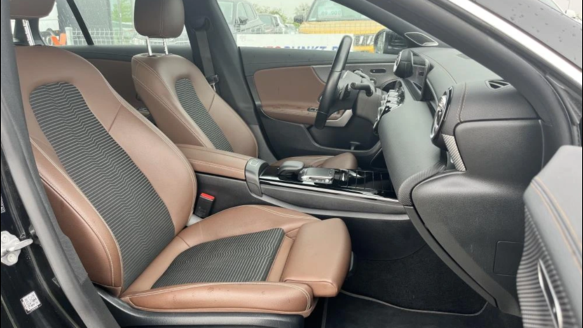 MERCEDES-BENZ CLA CLA 200 d Edition 1 8G-DCT