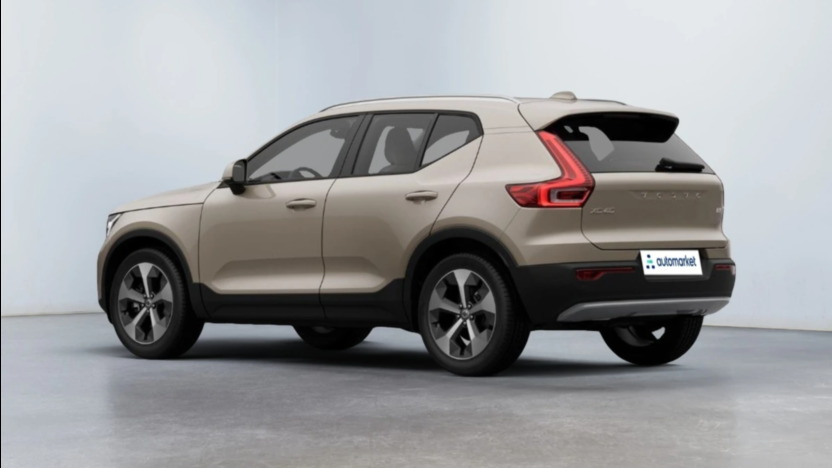 VOLVO XC40 XC40 B3 Core aut Nowy
